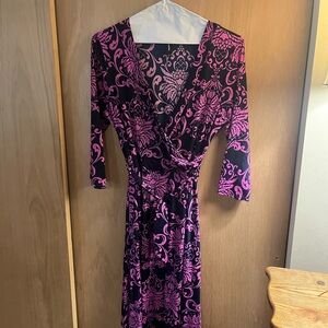 Elegant Pink and Black Long Sleeve Dress